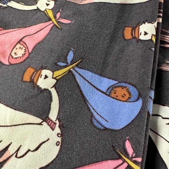 LuLaRoe Baby Shower Stork Pregnancy Announcement Leggings Plus Size 1X T&C - Picture 5 of 11